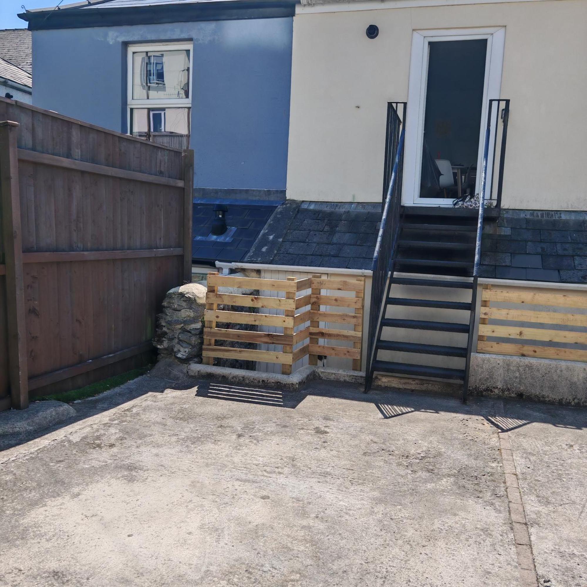 Ocean Apartment-with Parking * Plymouth